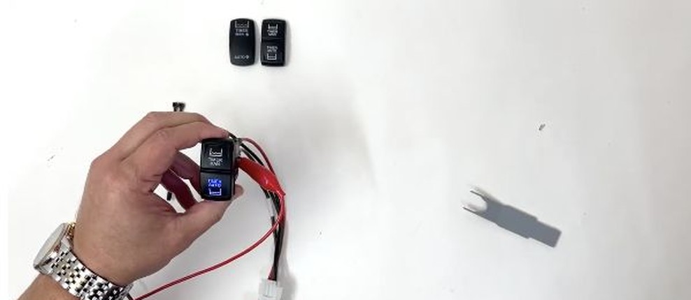 Illuminated Timer Pod switch during Manual and Auto mode testing